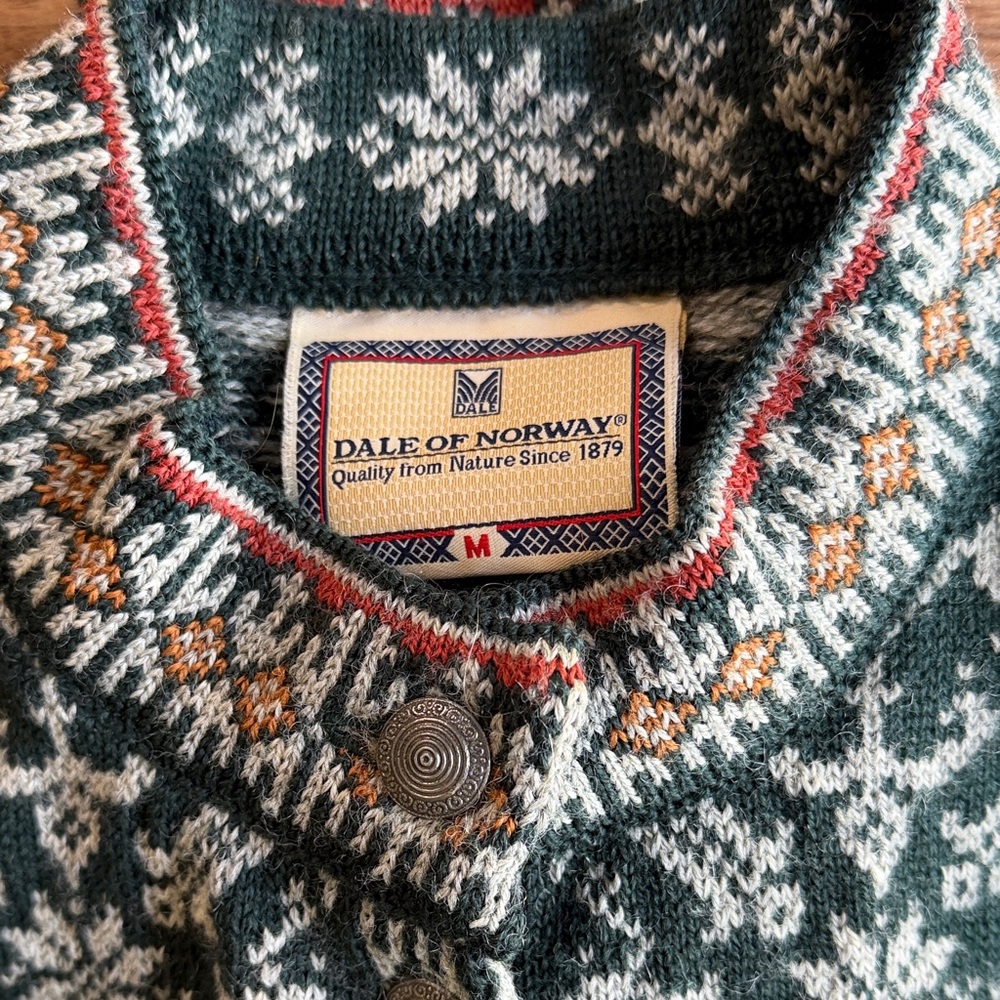 Dale of Norway Dark Green and Grey Fair Isle Wool Cardigan - Picture 2 of 8